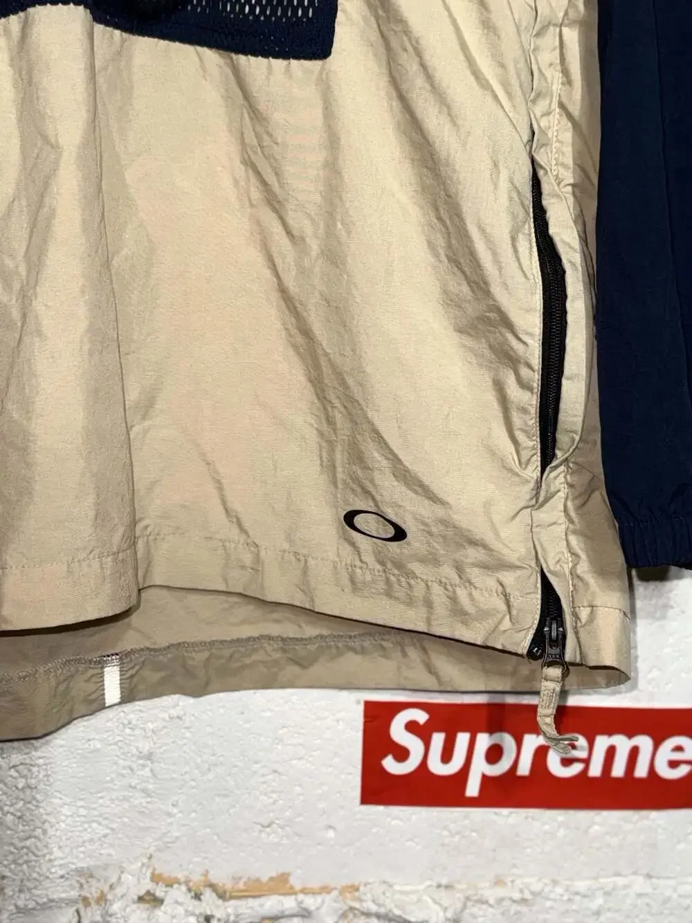 Vintage Oakley Software Technical Mesh Pocket Anorak Windbreaker Jacket - Picture 5 of 13